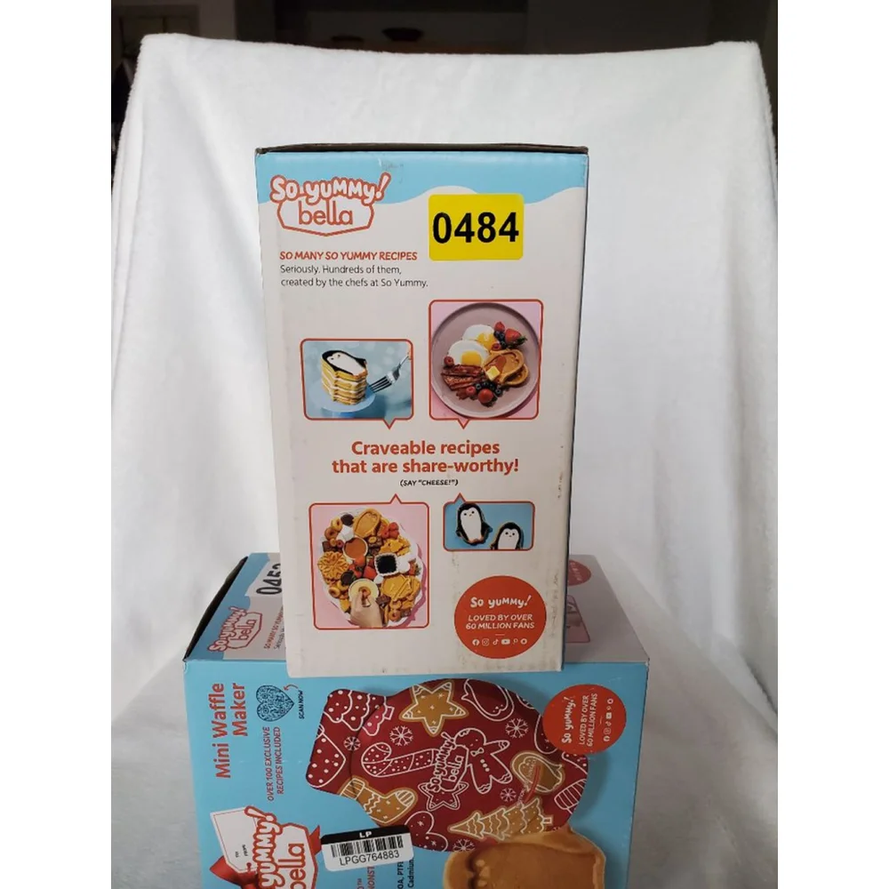 Holiday Waffles, So yummy! bella Mini Waffle Maker Red Kitchen Tool